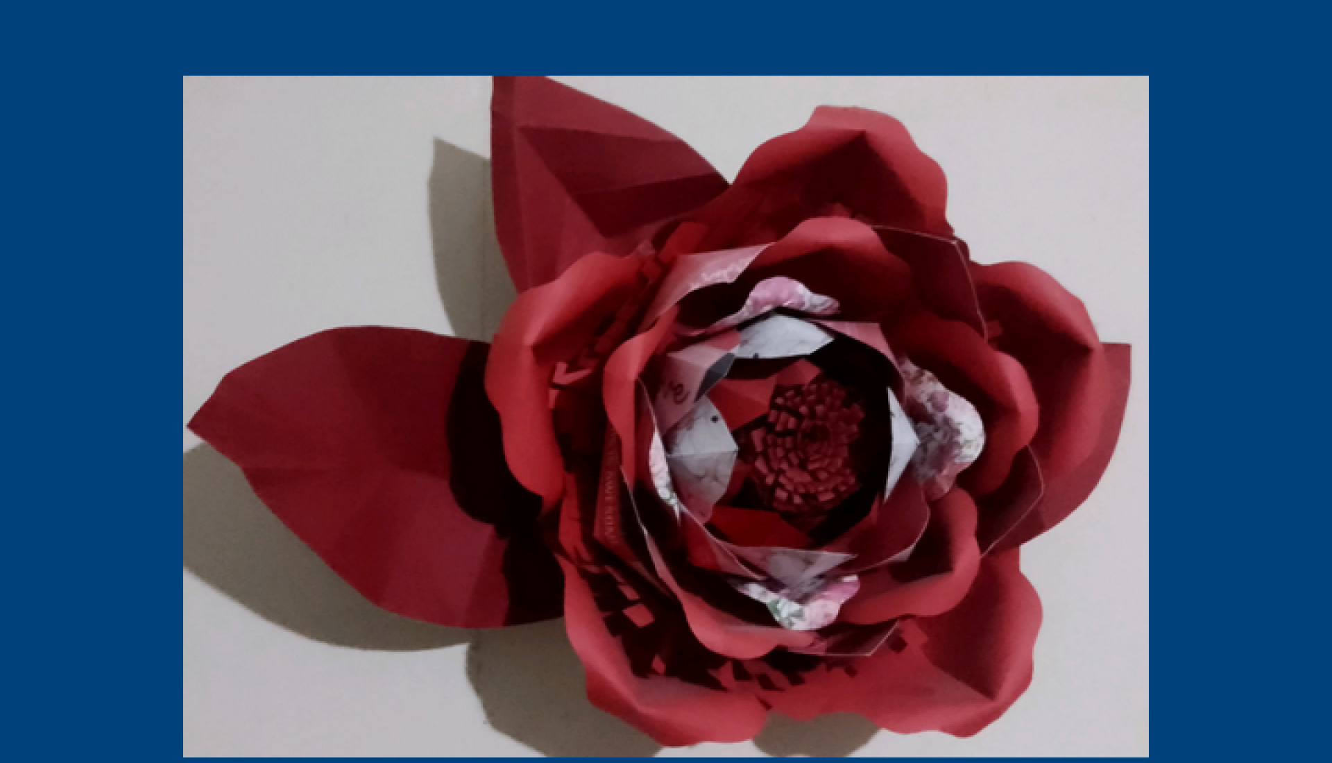 Fleurs en papier géantes
